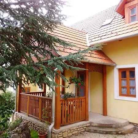 Guest house Katica Vendeghaz Bakonybel