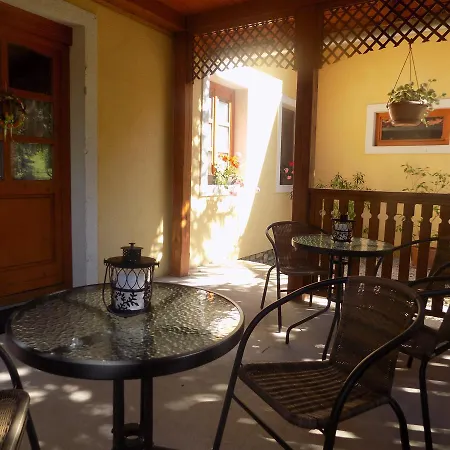 Katica Vendeghaz Guest house